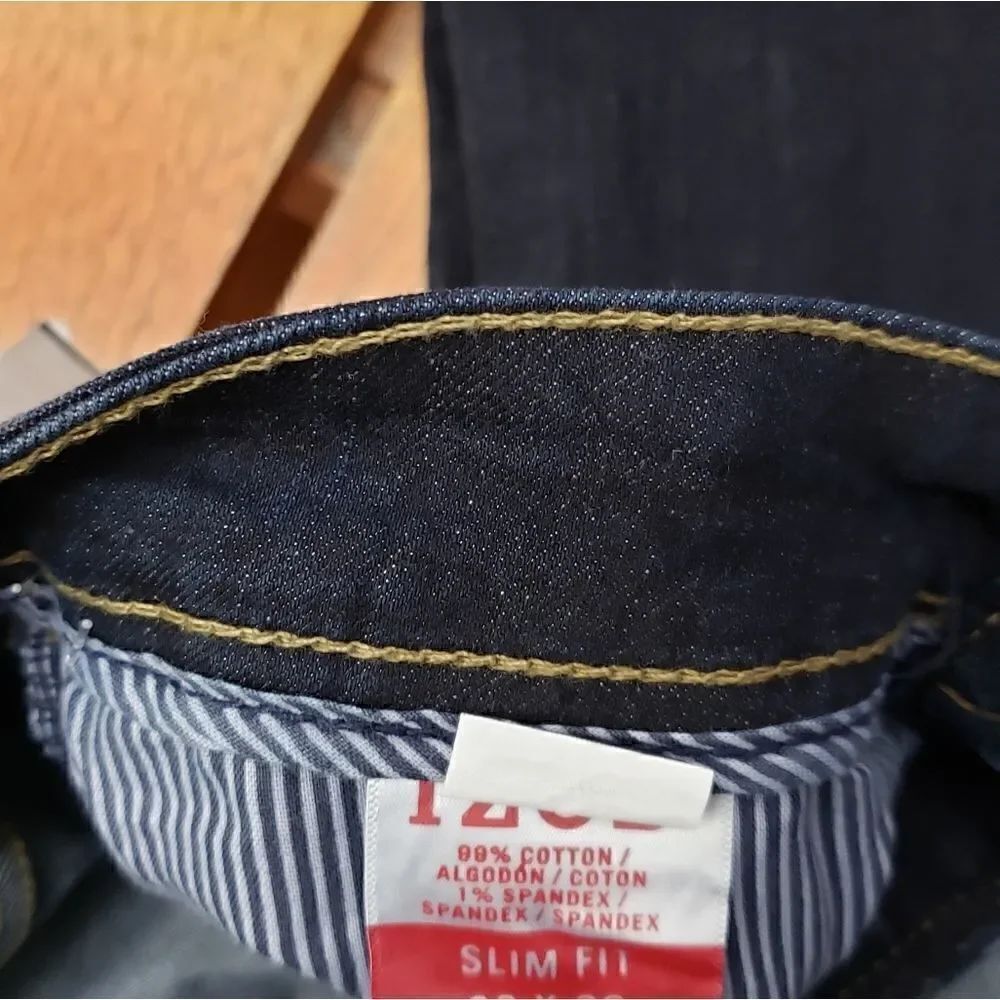 Izod Sportflex Jeans - Picture 4 of 4